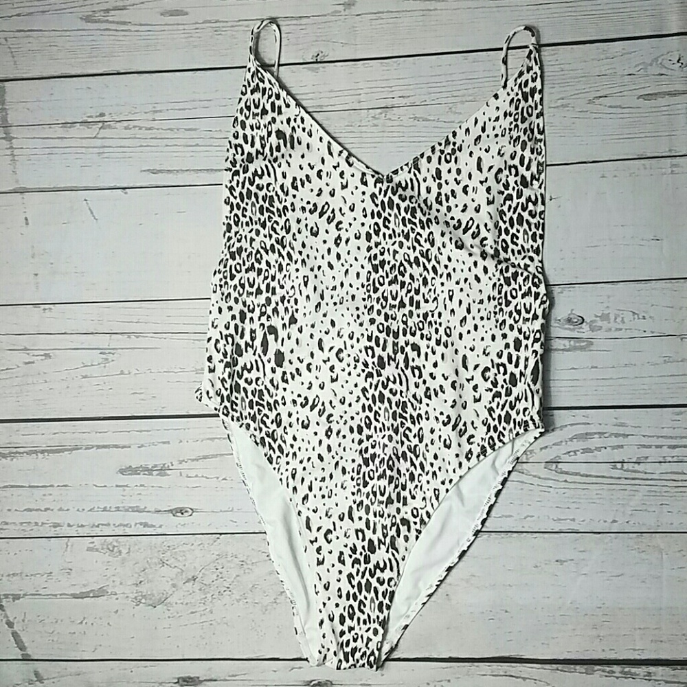 H&M one piece swimsuit leopard print